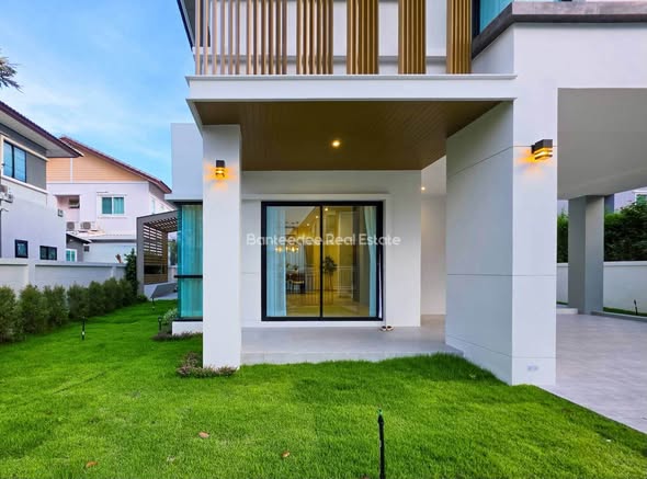 Casa Presto House Wongwan-Pinklao | Q House