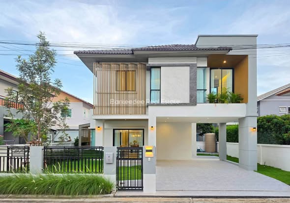 Casa Presto House Wongwan-Pinklao | Q House