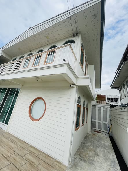 Casa Presto House Wongwan-Pinklao | Q House