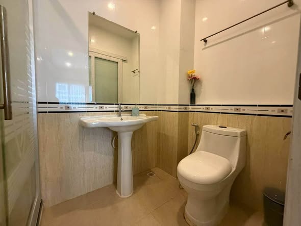 CC Condominium 2