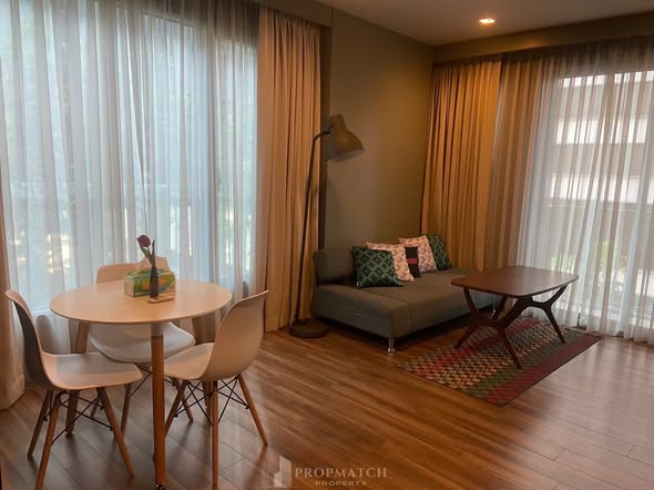 living room and bedroom of CEIL By Sansiri
