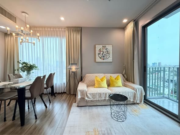 living room and bedroom of CEIL By Sansiri