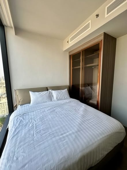 bedroom of Celes Asoke