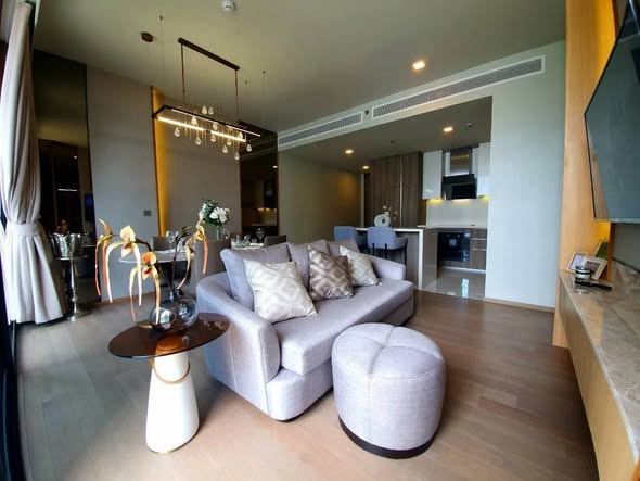 living room of Celes Asoke