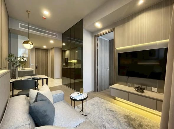living room of Celes Asoke