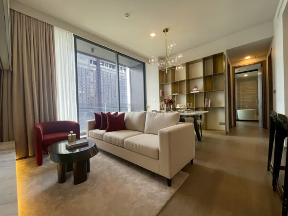living room and bedroom of Celes Asoke