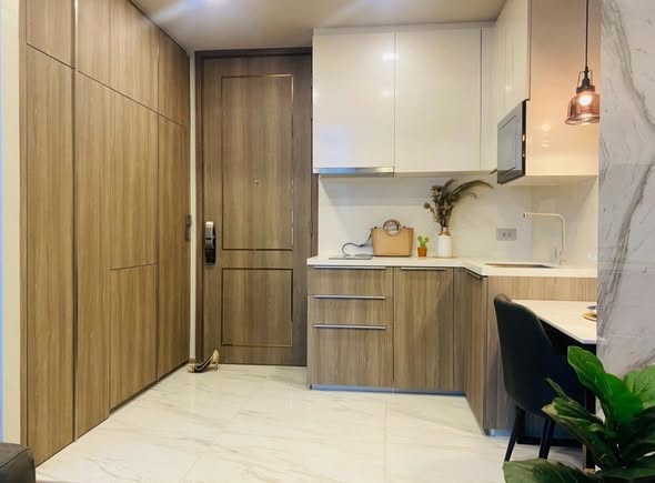 room interior of Celes Asoke