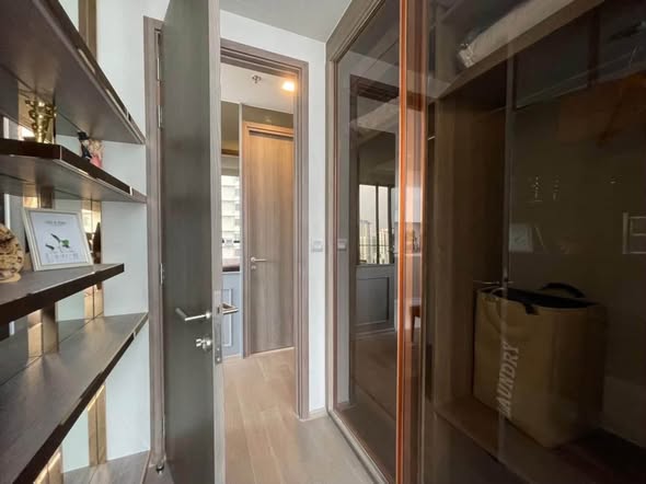 room interior of Celes Asoke