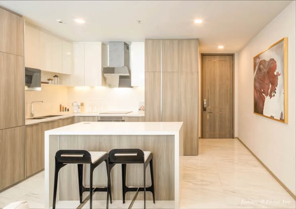room interior and kitchen of Celes Asoke