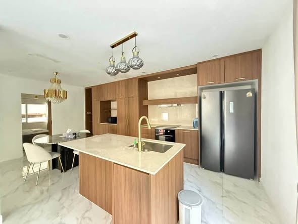 kitchen of Central Park 4