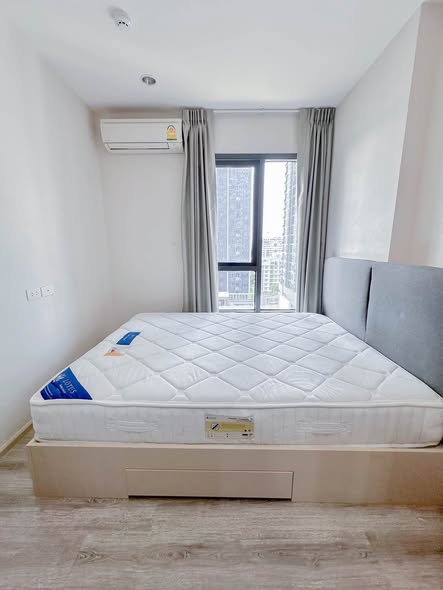 bedroom of Centric Ari Station