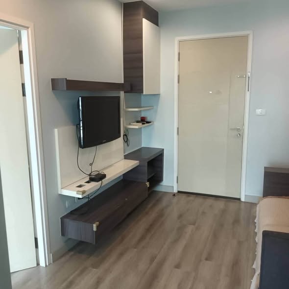 bedroom and room interior of Centric Sathon-St Louis