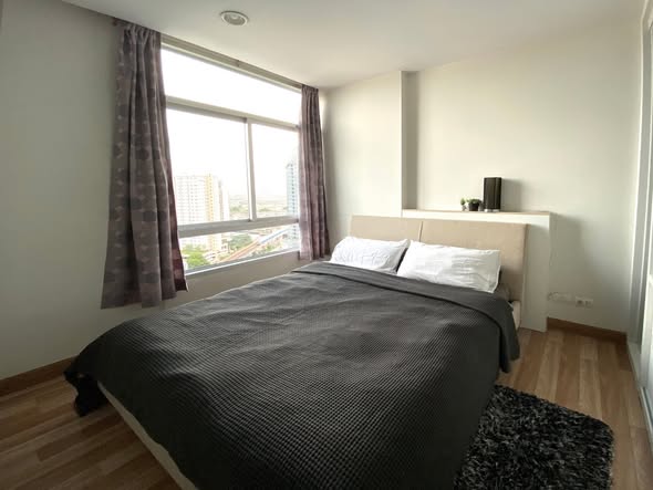 bedroom of Centric Scene Sukhumvit 64