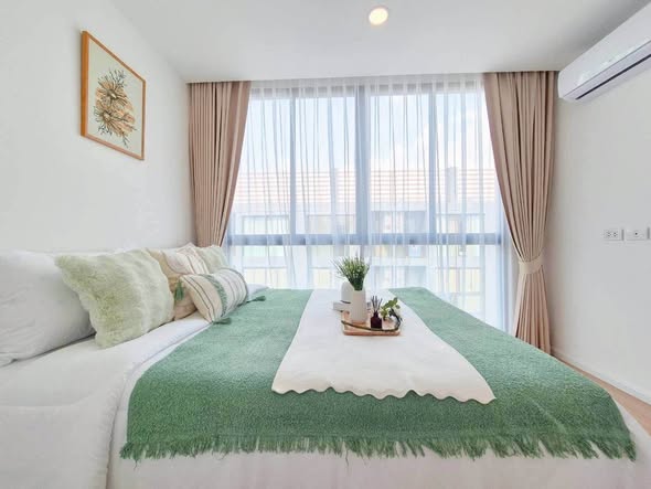 bedroom and living room of Cerocco Bangna 36