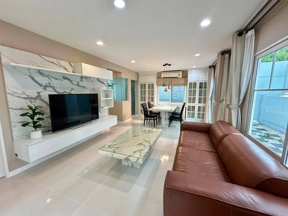 living room of Chaiyaphruek Bangna KM.7