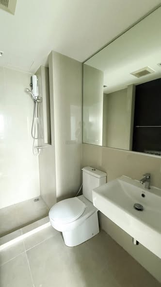 bathroom of CHAMBERS CHAAN Ladprao-Wanghin