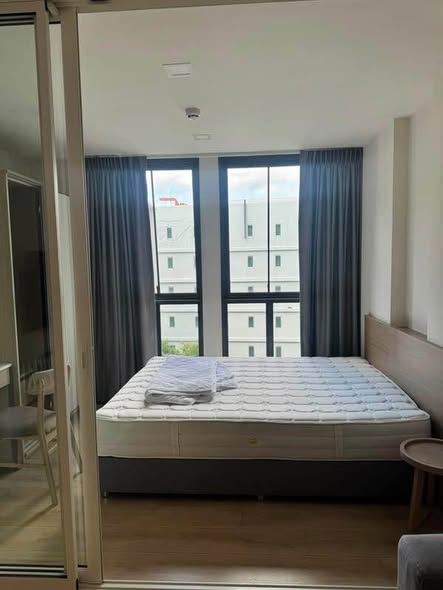 bedroom and room interior of CHAMBERS On Nut Station, Sukhumvit Soi 81