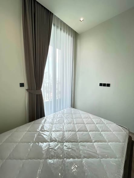 bedroom of Chapter Charoennakhon–Riverside
