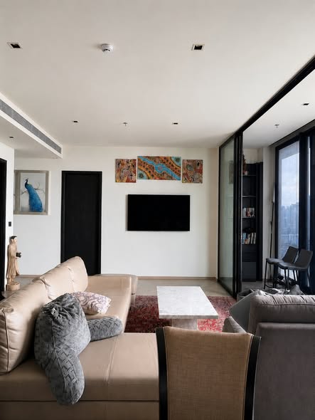living room and room interior of Chapter Charoennakhon–Riverside