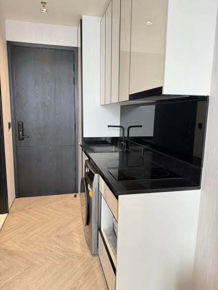 room interior and kitchen of Chapter Charoennakhon–Riverside