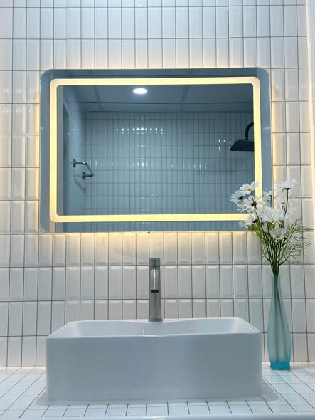 bathroom of Chapter One Eco Ratchada-HuaiKhwang