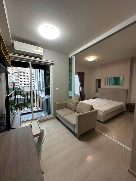 bedroom of Chapter One Eco Ratchada-HuaiKhwang