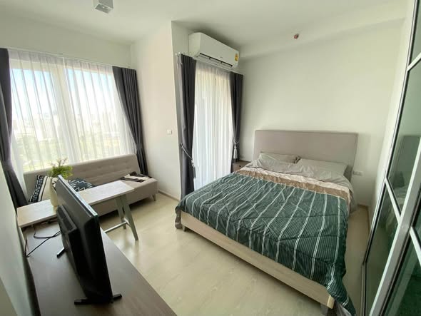 bedroom of Chapter One Eco Ratchada-HuaiKhwang