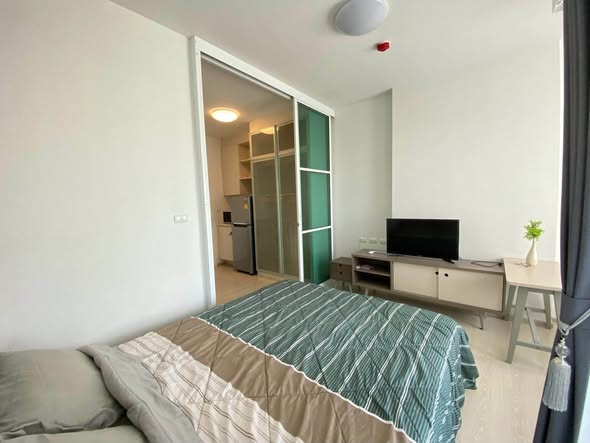 bedroom of Chapter One Eco Ratchada-HuaiKhwang