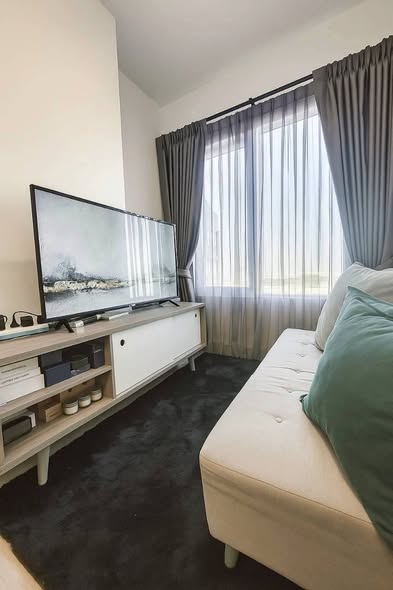 bedroom and living room of Chapter One Eco Ratchada-HuaiKhwang