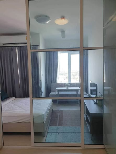 bedroom and room interior of Chapter One Eco Ratchada-HuaiKhwang
