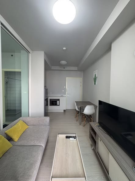 living room and room interior of Chapter One Eco Ratchada-HuaiKhwang