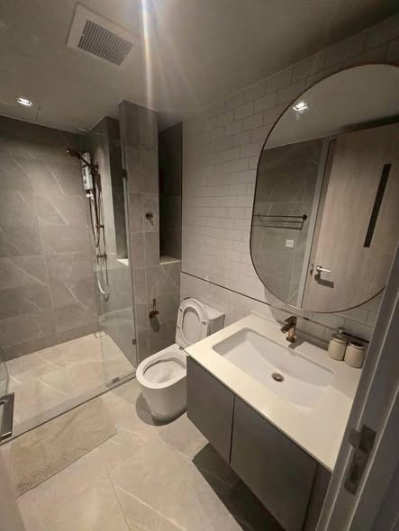bathroom of CHAPTER THONGLOR 25