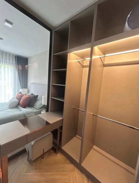 bedroom of CHAPTER THONGLOR 25