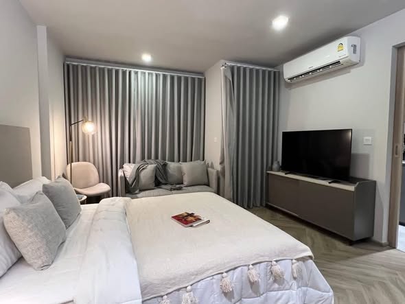 bedroom of CHAPTER THONGLOR 25