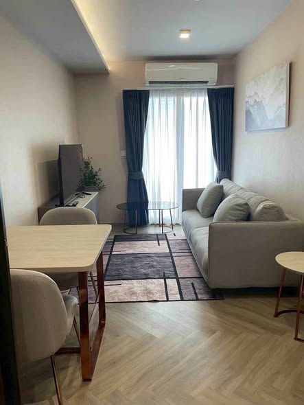 living room and bedroom of CHAPTER THONGLOR 25
