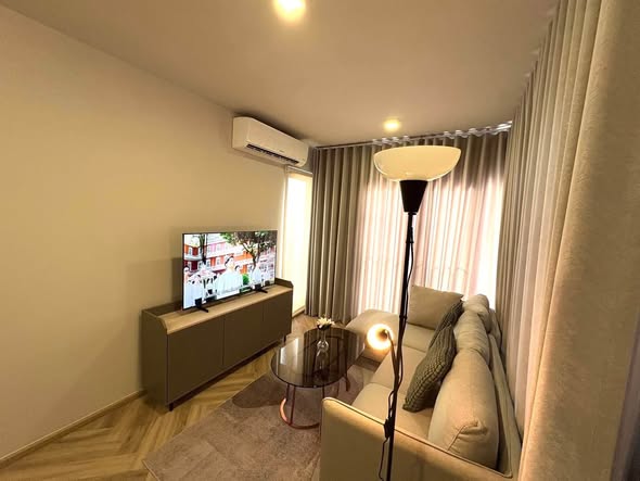 living room and bedroom of CHAPTER THONGLOR 25