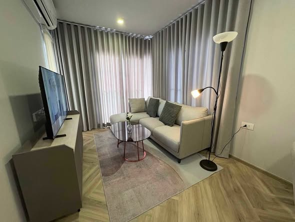 living room and bedroom of CHAPTER THONGLOR 25