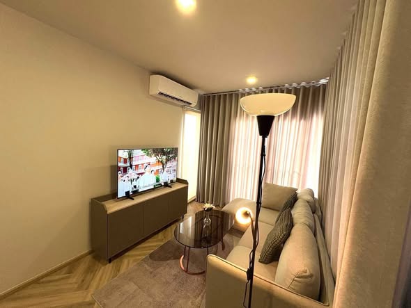 living room and bedroom of CHAPTER THONGLOR 25