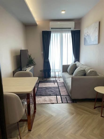 living room and bedroom of CHAPTER THONGLOR 25