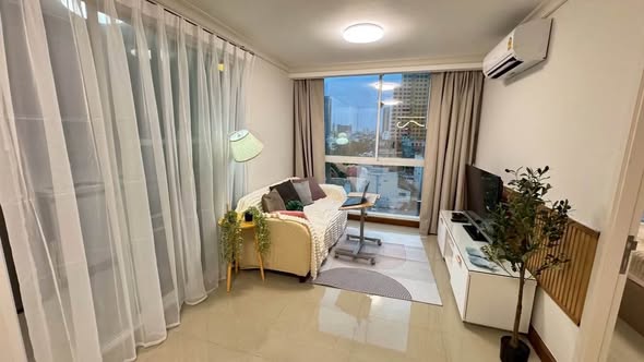 living room and bedroom of Chateau in Town Phahol 11 ชาโตว์ อินทาวน์ พหลโยธิน 11