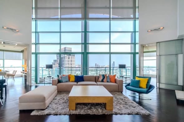 living room of Chatrium Hotel Riverside Bangkok