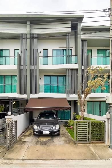 Cherkoon Town Home