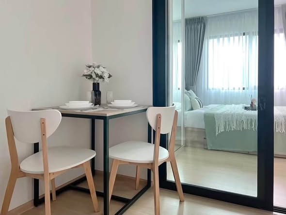 bedroom and room interior of Chewathai Hallmark Ladprao – Chokchai 4 Phase 2