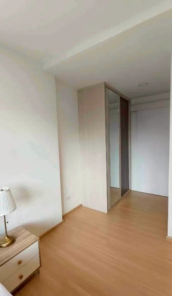 bedroom and room interior of Chewathai Hallmark Ladprao – Chokchai 4 Phase 2