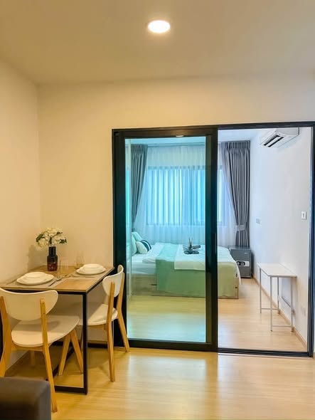 bedroom and room interior of Chewathai Hallmark Ladprao – Chokchai 4 Phase 2