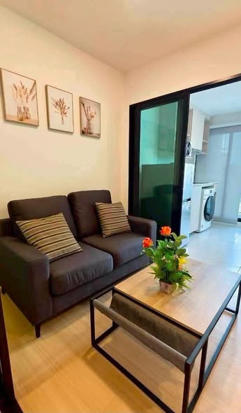 living room of Chewathai Hallmark Ladprao – Chokchai 4 Phase 2