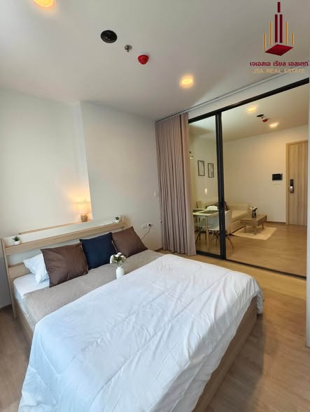 bedroom and room interior of Chewathai Kaset-Nawamin