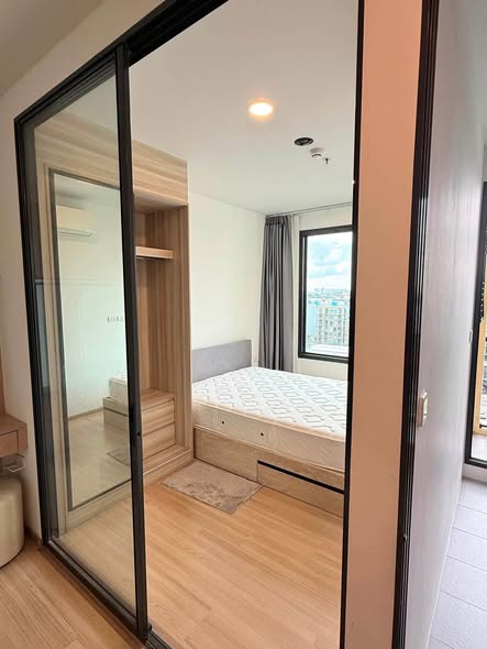 bedroom and room interior of Chewathai Kaset-Nawamin