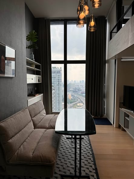 living room and room interior of Chewathai Residence Asoke