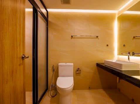 bathroom of Chiang Mai Riverside Condominium